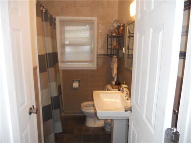 255 N 15th Ave, Beech Grove, IN 46107 - photo 7