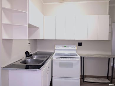 603 Adams St, Muscatine, IA 52761 - photo 3