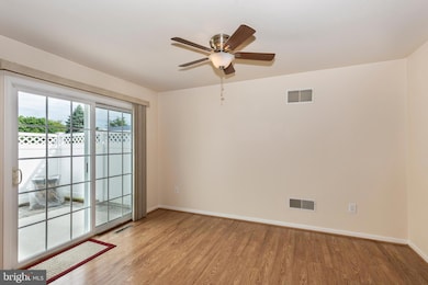 84 Cedarfield Dr unit 84, Gettysburg, PA 17325 - photo 6