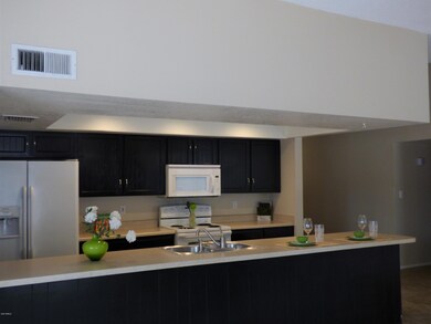 641 W Laguna Azul Ave, Mesa, AZ 85210 - photo 4