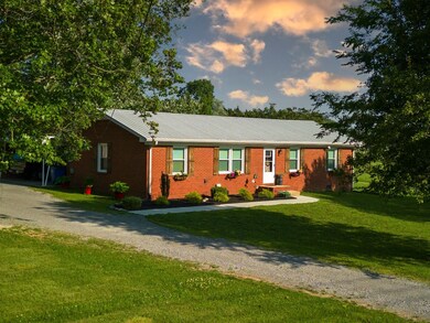 1750 Fairfield Pike, Shelbyville, TN 37160 - photo 3