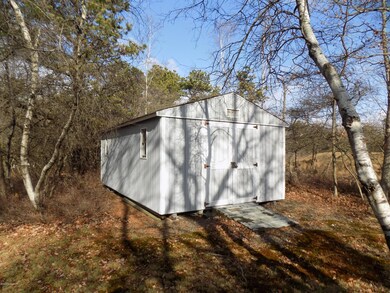 208 Claremont Dr, Albrightsville, PA 18210 - photo 3