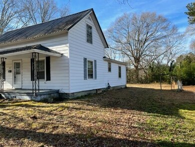 729 Baker St, Oxford, NC 27565 - photo 2