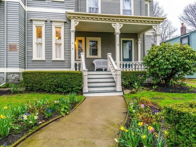 8 Cottage St unit 4, Newport, RI 02840 - photo 2