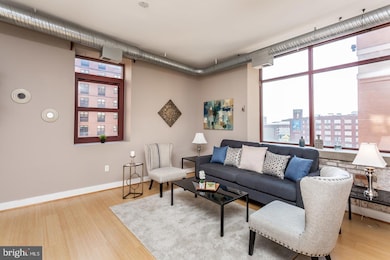 22 S Howard St unit R603, Baltimore, MD 21201 - photo 7