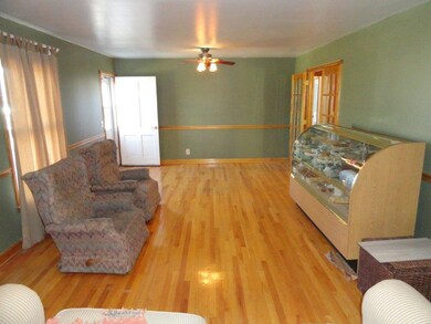 404 Perfection Dr, Shelbyville, TN 37160 - photo 5