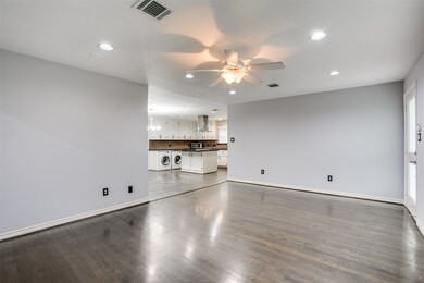 918 Algregg St, Houston, TX 77009 - photo 5