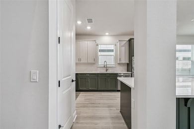 17024 Cercis Loop, Clermont, FL 34711 - photo 2