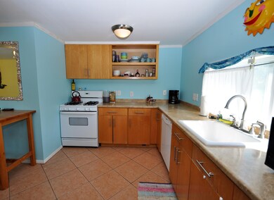 Kitchen (1)