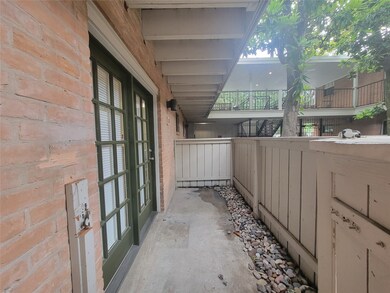 1801 Cortlandt St unit 8, Houston, TX 77008 - photo 5