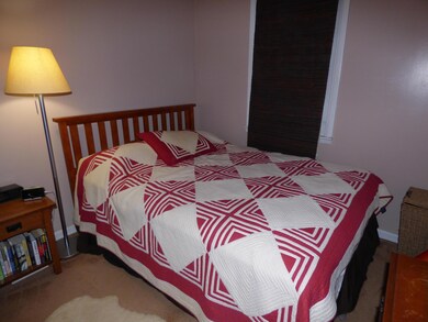 2568 Abington Rd, Columbus, OH 43231 - photo 4