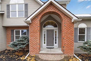 17 Birchmount Cir, West Henrietta, NY 14586 - photo 2