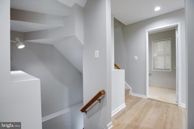 1601 Colonial Ln, McLean, VA 22102 - photo 7