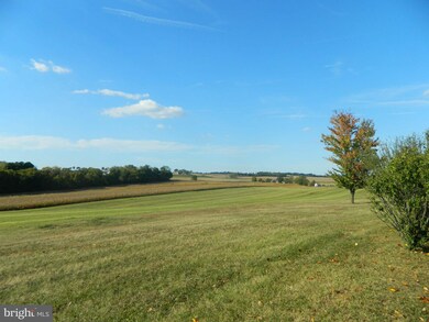 11036 Mapleville Rd, Hagerstown, MD 21742 - photo 7