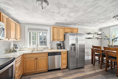 18 James St, Taunton, MA 02780 - photo 5