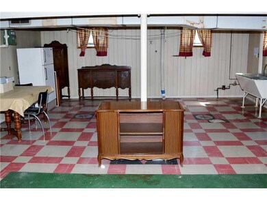 Basement/Game Room.
