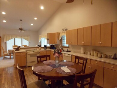 1025 Mars Ln, Poplar Bluff, MO 63901 - photo 6