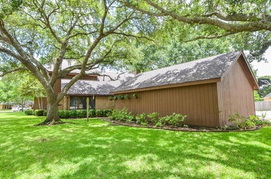 2640 Live Oak Dr, Rosenberg, TX 77471 - photo 3