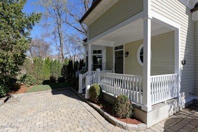 233-5_Milbank_Ave_01_-_WEB[1]