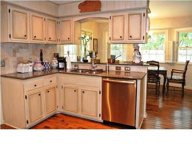 GRANITE KITCHEN WITH NORTH FACING WINDOWS
