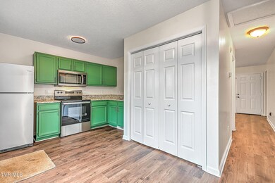 710 E Locust St, Johnson City, TN 37601 - photo 3