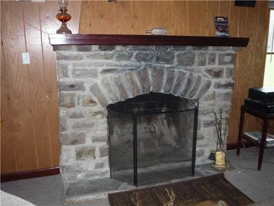 Living Room Wood burning fireplace capable of heat
