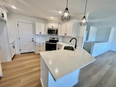 1138 S Cumberland Ave, Republic, MO 65738 - photo 4