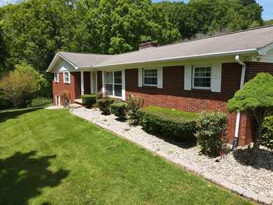 2750 Mcbride Rd, Morristown, TN 37814 - photo 2