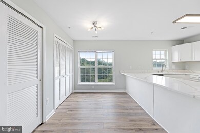 23428 Rainbow Arch Dr, Clarksburg, MD 20871 - photo 7