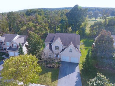 7000 Hearth Ln, Macungie, PA 18062 - photo 2