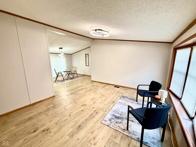 3319 Fall Valley Dr, Columbus, IN 47203 - photo 7