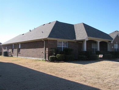 226 Rockbrook Dr, Wylie, TX 75098 - photo 2