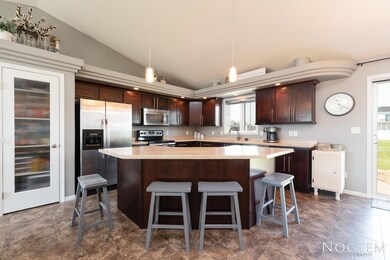 4818 Autumblaze Way-13
