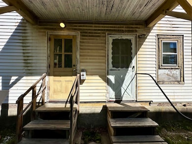 29 Hopkins St, Rutland, VT 05701 - photo 4