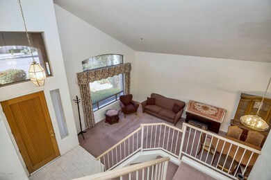 14933 N 97th Pl-large-005-25-LivingDinin