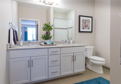 255 N Addison Ave unit 438, Elmhurst, IL 60126 - photo 6