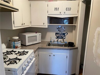 29 Clement St unit 1, Tiverton, RI 02878 - photo 6