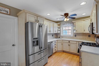 401 Lindsay St, Ridley Park, PA 19078 - photo 7