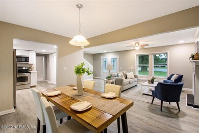 2013 Hugh Edwards Dr, Jacksonville, FL 32210 - photo 3