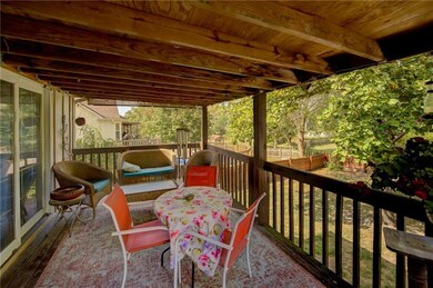 306 W Calico Dr, Raymore, MO 64083 - photo 5