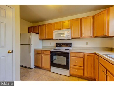 27 Green St, Souderton, PA 18964 - photo 4