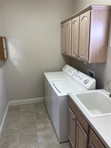 18481 Spring Mist Ct, South Bend, IN 46637 - photo 2