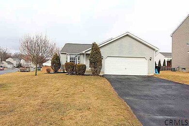 1 Cobblestone Ln, Troy, NY 12180 - photo 2