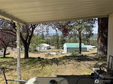 31884 Phillips Ln E, Davenport, WA 99122 - photo 5