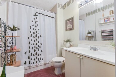 732 Harmon Cove Tower unit 732, Secaucus, NJ 07094 - photo 6