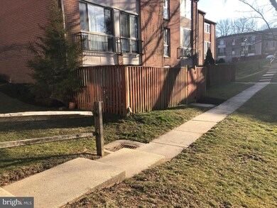 10502 Faulkner Ridge Cir, Columbia, MD 21044 - photo 2