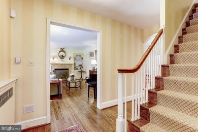 4659 Massachusetts Ave NW, Washington, DC 20016 - photo 3