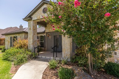 805 Dogwood Ln, Fredericksburg, TX 78624 - photo 4