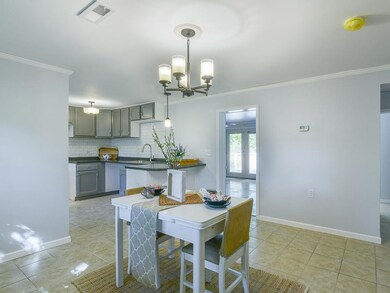 129 Hughes St, Johnson City, TN 37601 - photo 6