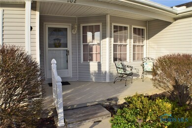 102 Lavine St, Woodville, OH 43469 - photo 2